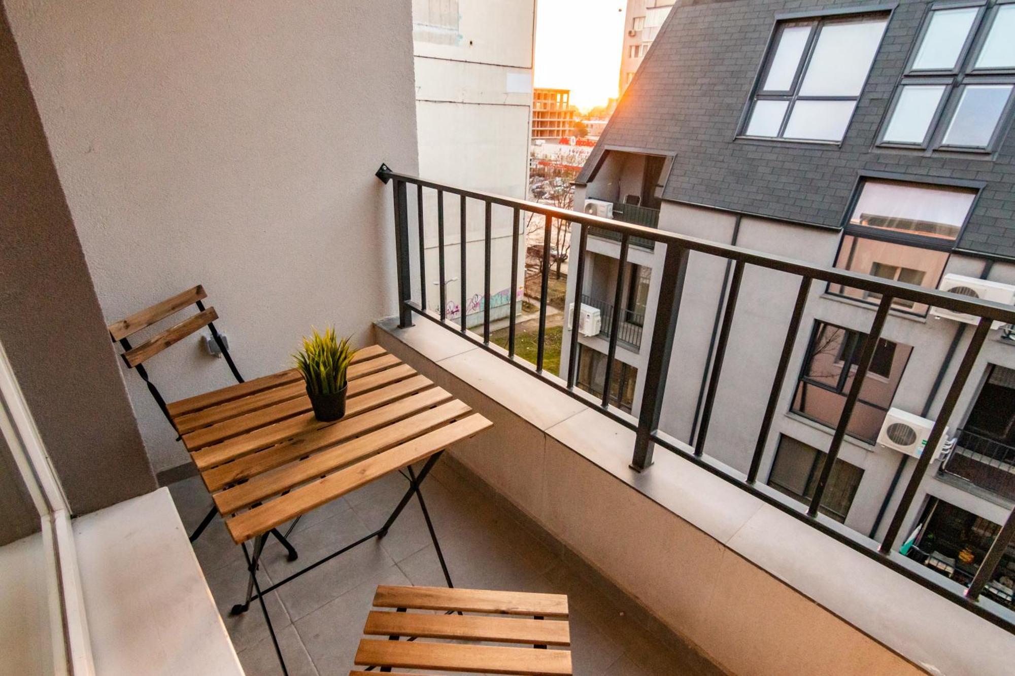 New Modern & Cozy Apartment With Free Private Parking And Ev Charging Station Varna Ngoại thất bức ảnh